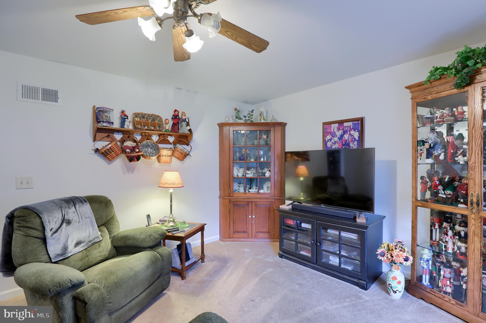 1546 Stony Battery Road Lancaster, PA 17601 - Photo 5 of 24 Gallery Image 5