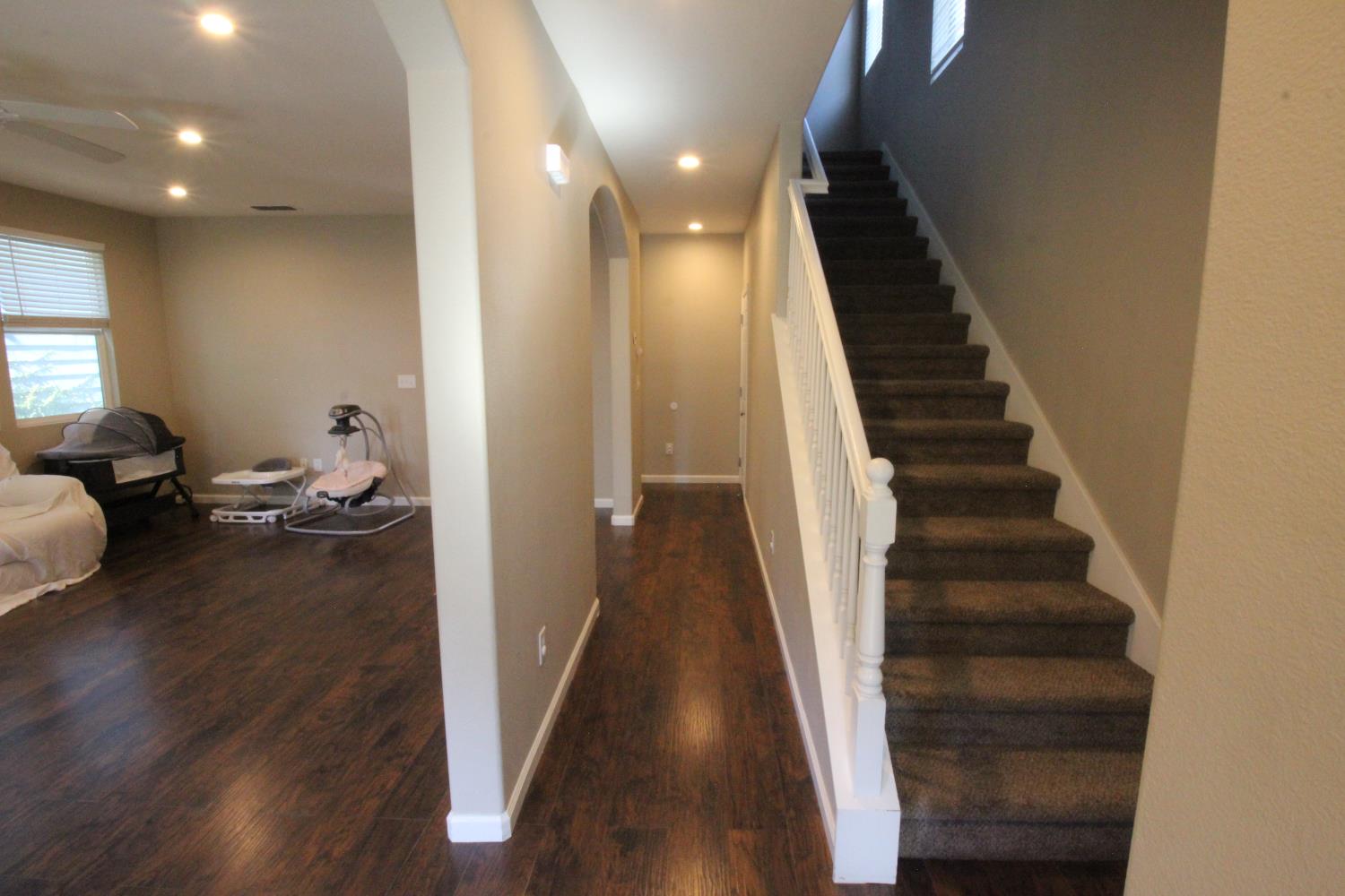 706 Annemarie Way Isleton, CA 95641 - Photo 4 of 21 a view of entryway and hall with wooden floor