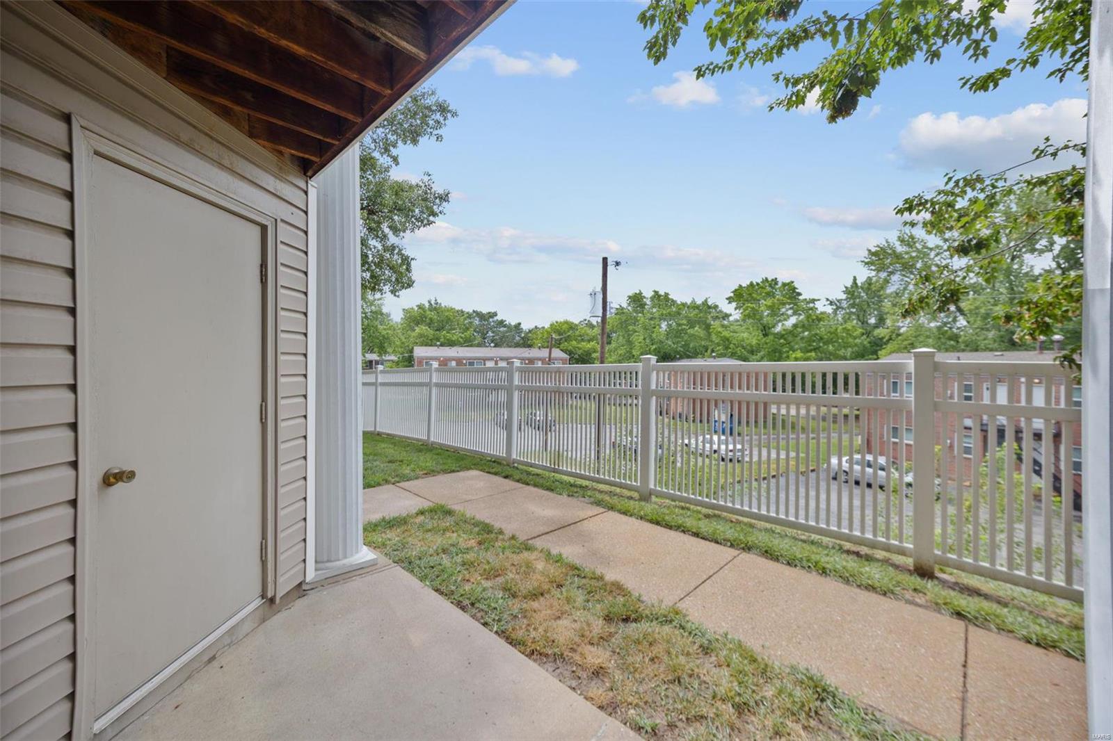 12122 Natural Bridge Road, Unit B Bridgeton, MO 63044 - Photo 15 of 21 Gallery Image 15