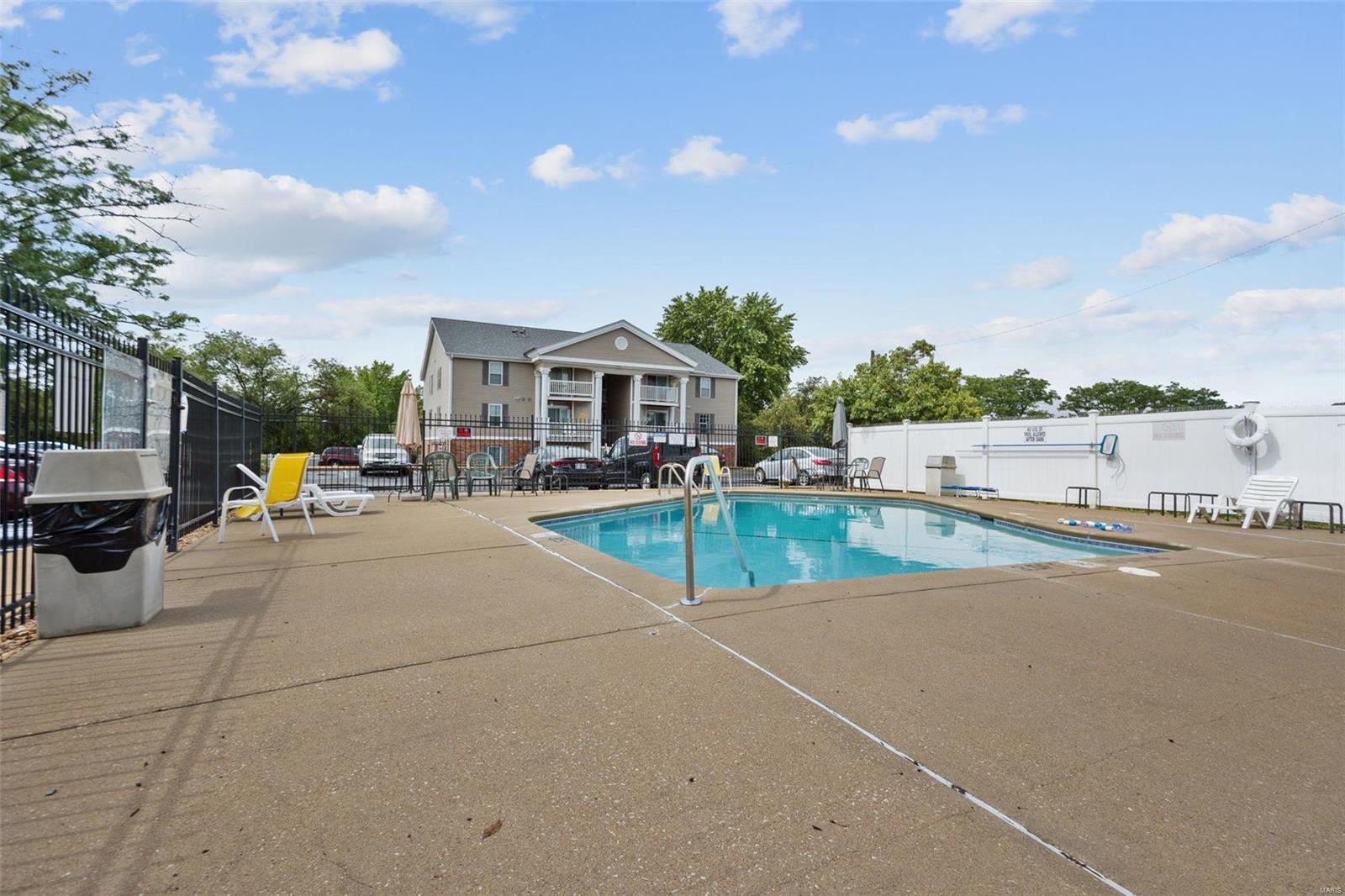 12122 Natural Bridge Road, Unit B Bridgeton, MO 63044 - Photo 19 of 21 Gallery Image 19