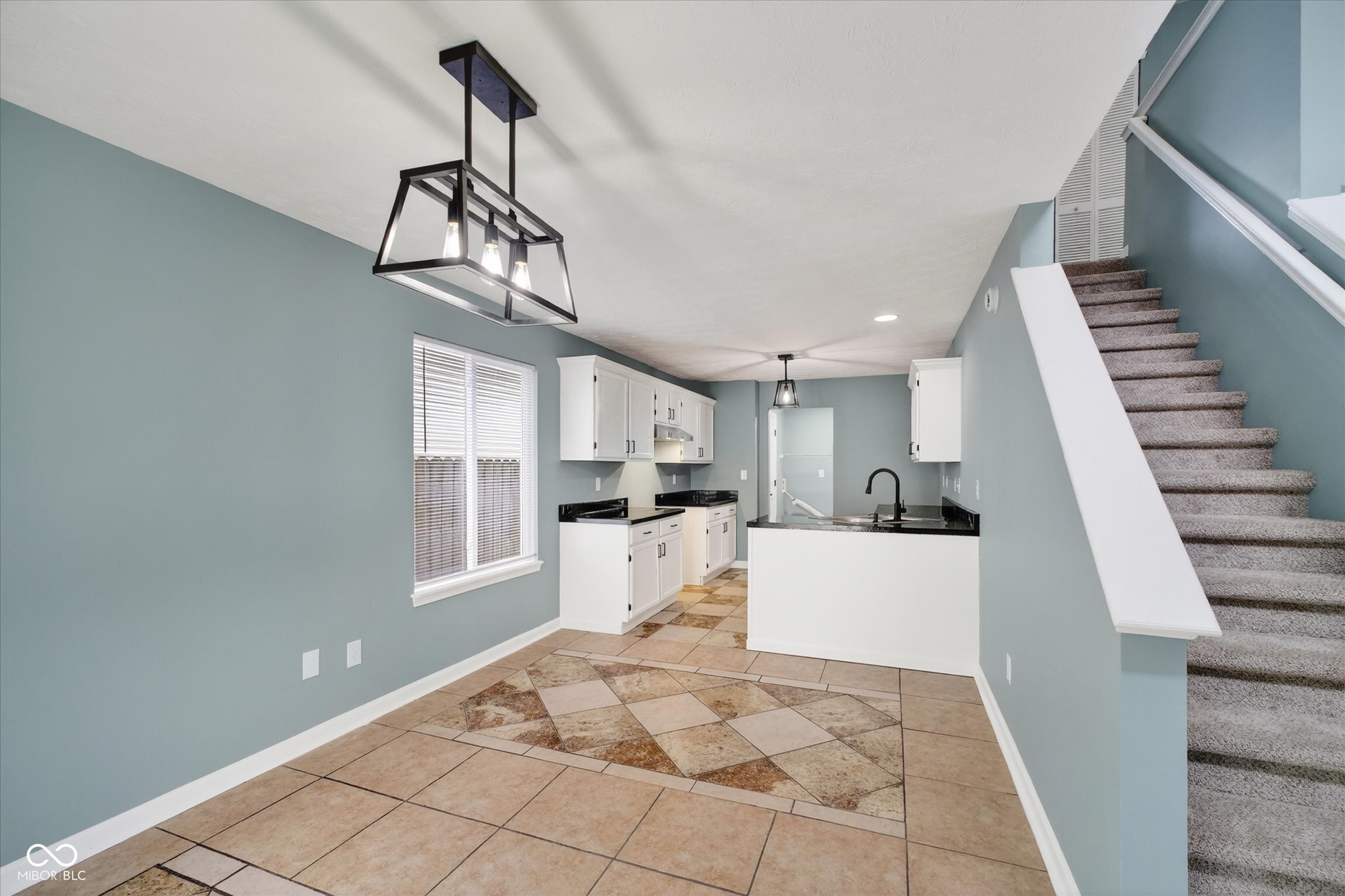 4668 Falcon Run Way Indianapolis, IN 46254 - Photo 4 of 19