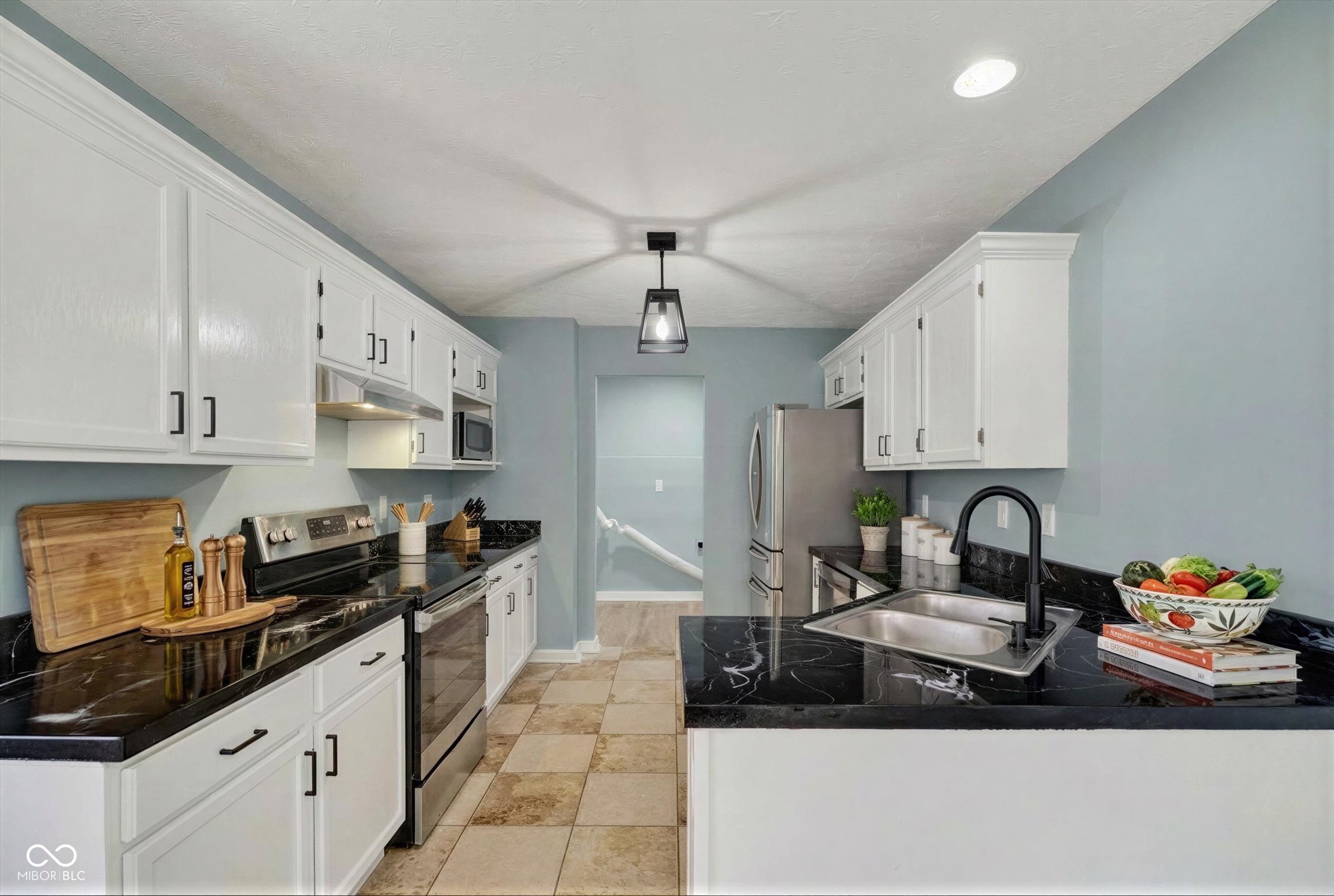 4668 Falcon Run Way Indianapolis, IN 46254 - Photo 5 of 19