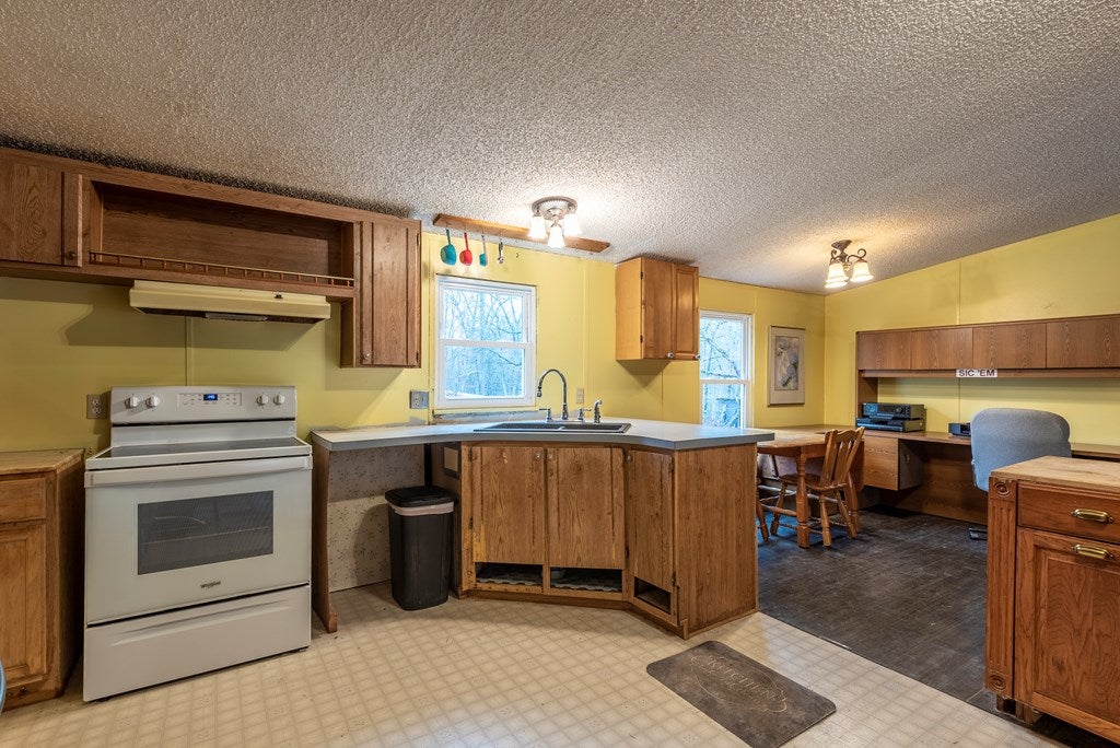 562 Phillippi Hollow Road Atkins, VA 24311 - Photo 23 of 30 Gallery Image 23
