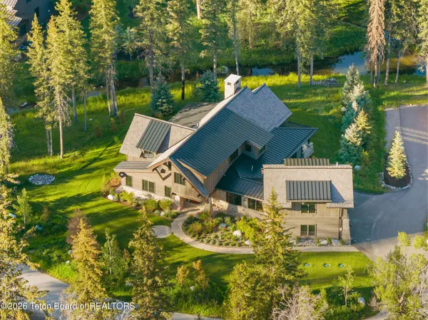 $8,900,000 | 15610 Wagon Road, Jackson, WY 83001