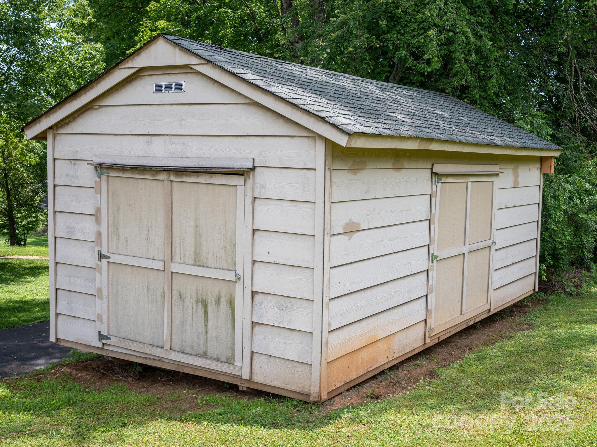 69 Katydid Drive Marion, NC 28752 - Photo 15 of 18