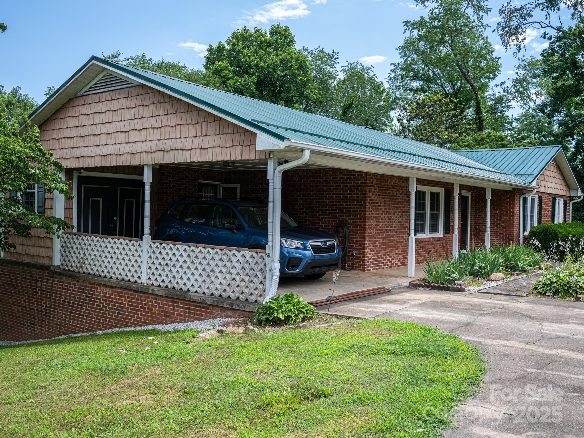 69 Katydid Drive Marion, NC 28752 - Photo 17 of 18