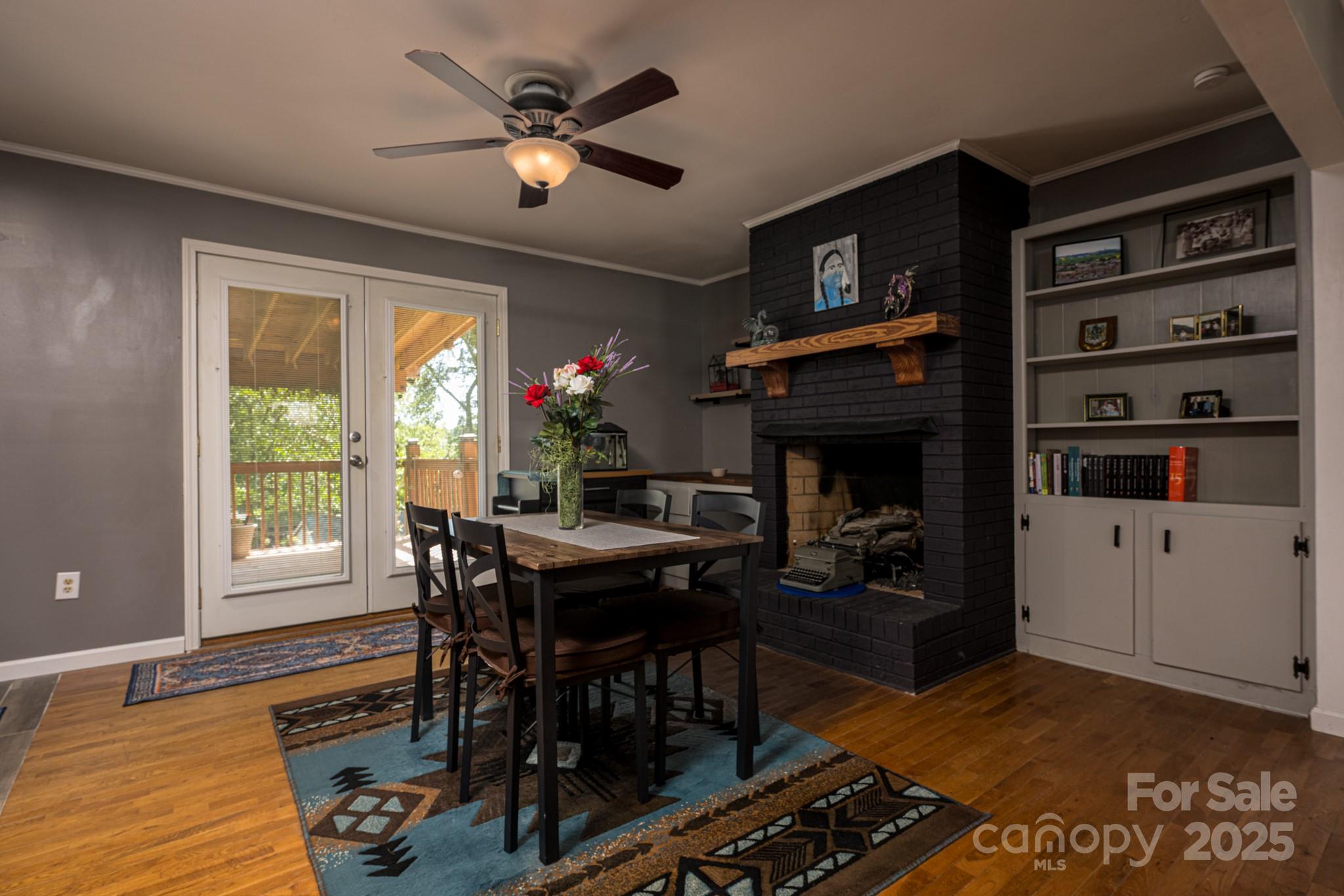 69 Katydid Drive Marion, NC 28752 - Photo 3 of 18