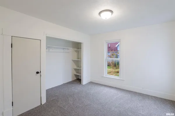 $69,900 | 506 West Poplar Street, West Frankfort, IL 62896