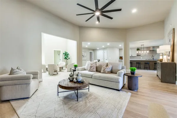 $5,800 | 7212 Canongate Drive, Dallas, TX 75248