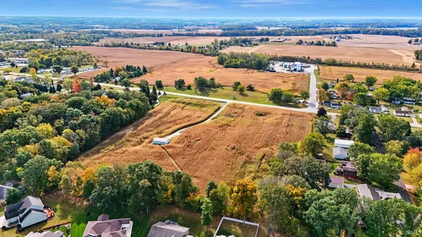 $324,900 | 1120 West Business 30, Columbia City, IN 46725