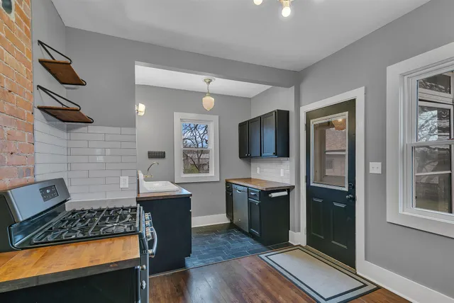 $229,900 | 117 Main Street North, New London, MN 56273