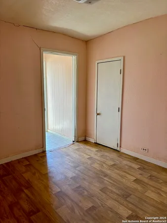 $129,000 | 732 East Mesquite Street, Uvalde, TX 78801