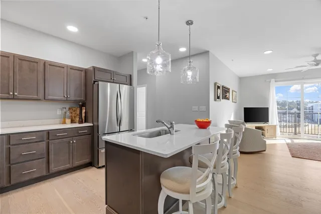 $635,000 | 1 Mariner's Way, Unit 309, Plymouth, MA 02360