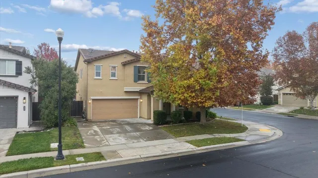 $642,600 | 2556 Kinsella Way, Roseville, CA 95747