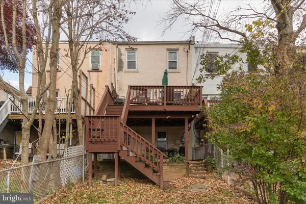 $2,900 | 327 East 9th Avenue, Conshohocken, PA 19428