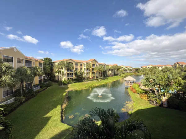 $2,500 | 700 Uno Lago Drive, Unit 305, Juno Beach, FL 33408