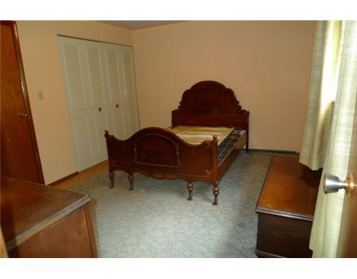 129 Rangley Drive Pittsburgh, PA 15209 - Photo 7 of 11 Master Bedroom.