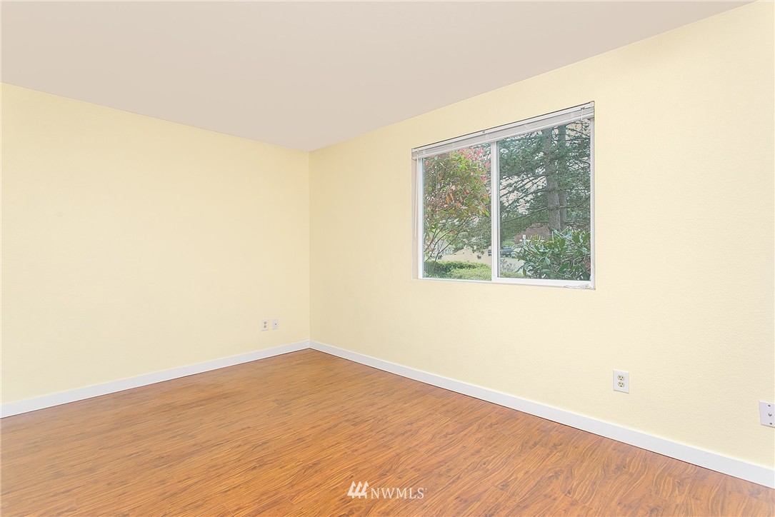 528 166th Place Southeast Bothell, WA 98012 - Photo 18 of 21