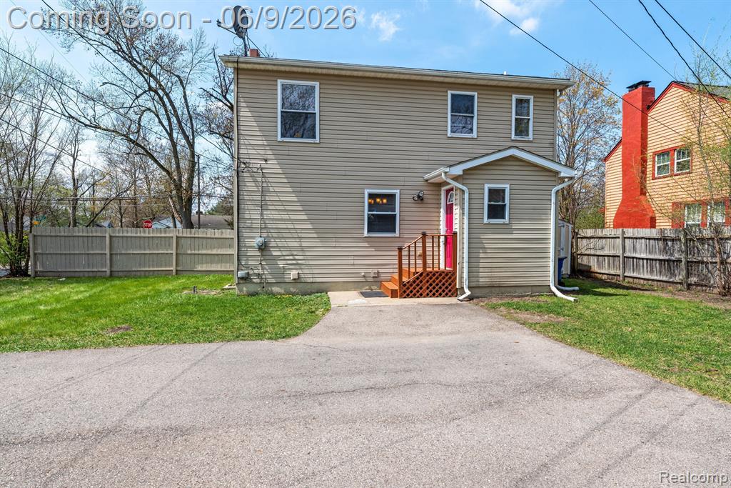 3260 Sashabaw Road Waterford, MI 48329 - Photo 6 of 34