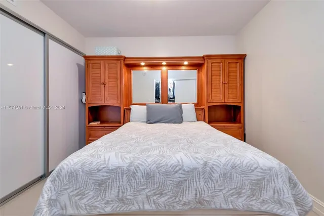 $3,800 | 1830 South Ocean Drive, Unit 4709, Hallandale Beach, FL 33009