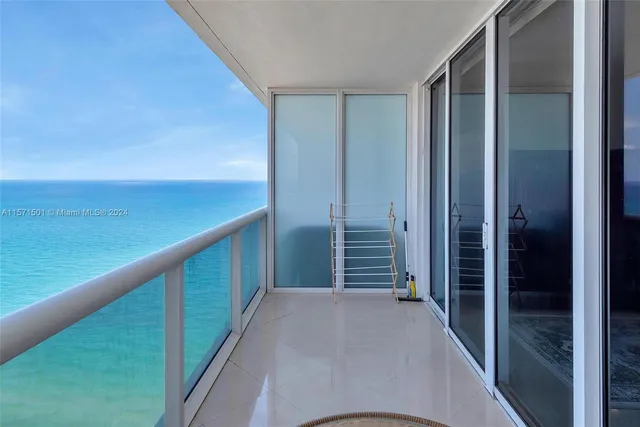 $3,800 | 1830 South Ocean Drive, Unit 4709, Hallandale Beach, FL 33009