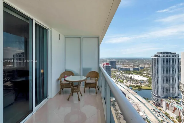$3,800 | 1830 South Ocean Drive, Unit 4709, Hallandale Beach, FL 33009