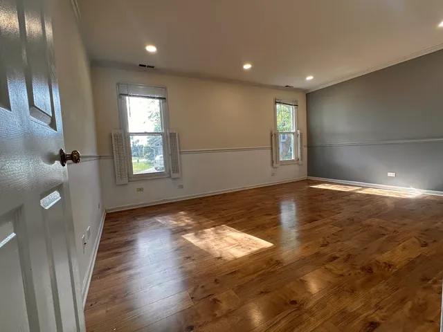 $2,475 | 263 Southwick Court, Unit 934, Vernon Hills, IL 60061