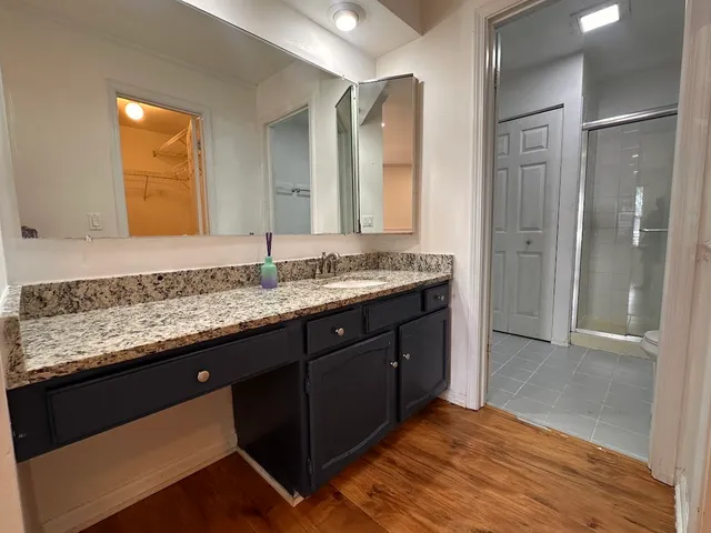 $2,475 | 263 Southwick Court, Unit 934, Vernon Hills, IL 60061