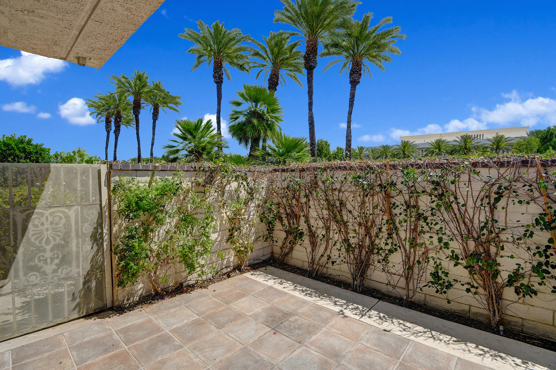 6 Colgate Drive Rancho Mirage, CA 92270 - Photo 24 of 32 a view of balcony with palm trees