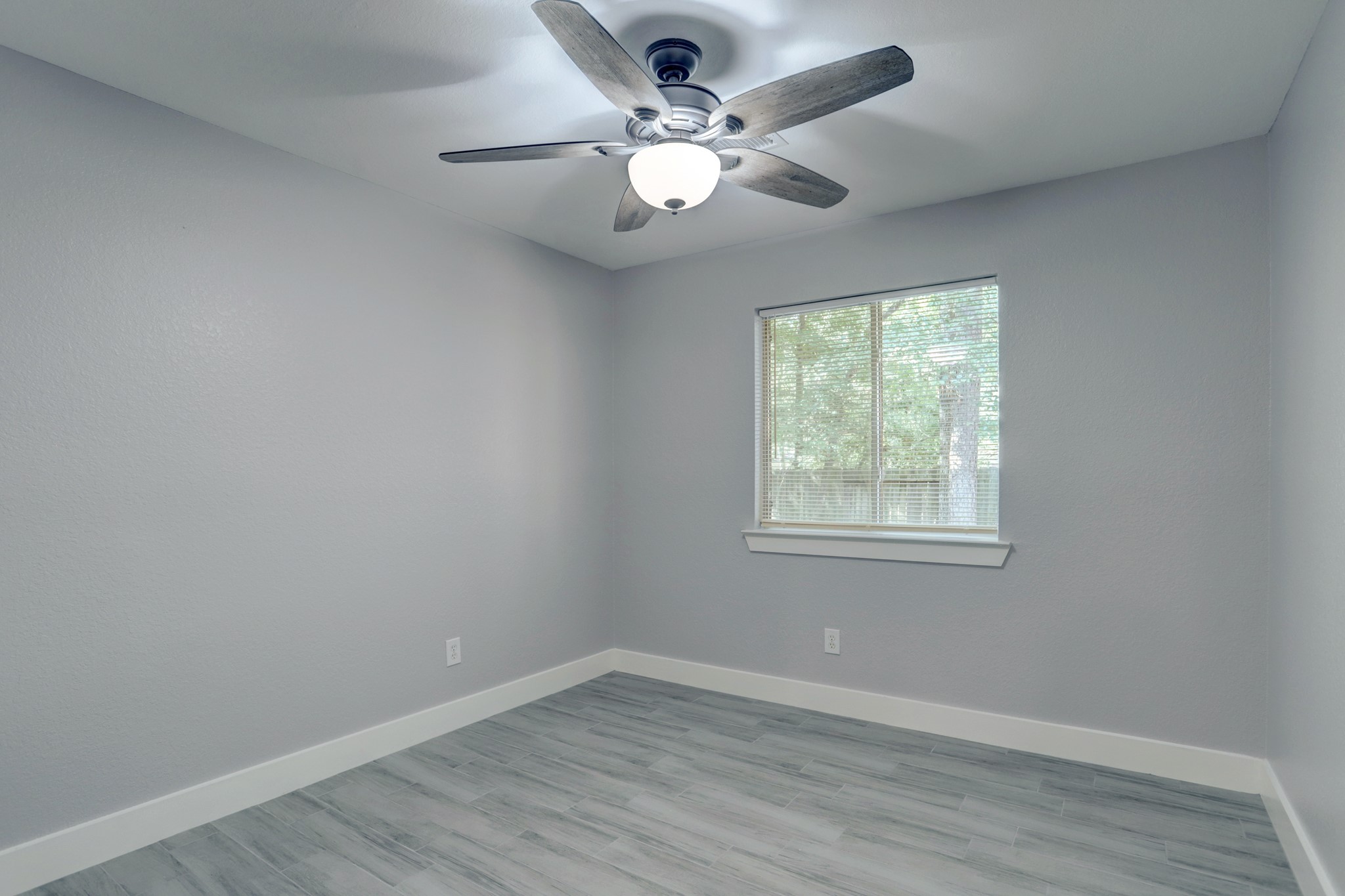 6 South Bristol Gate Place Spring, TX 77380 - Photo 19 of 33