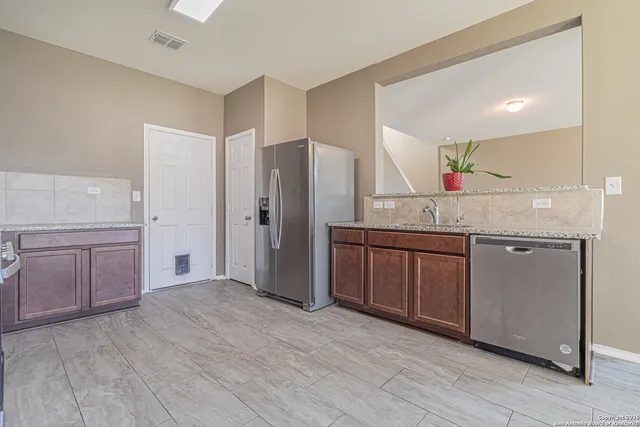 $1,850 | 11934 Sitio, San Antonio, TX 78254