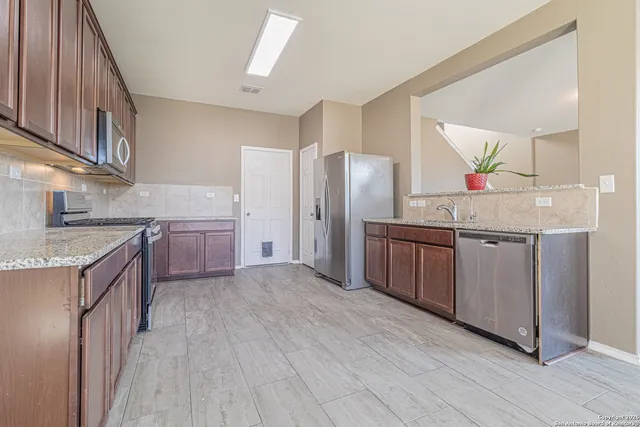 $1,850 | 11934 Sitio, San Antonio, TX 78254