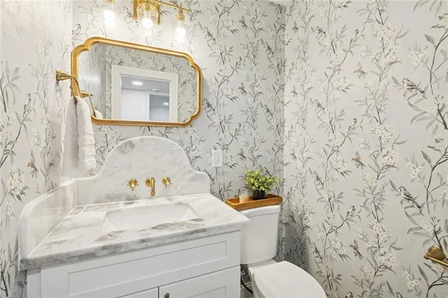 $565,000 | 5120 Belle Drive, Metairie, LA 70006