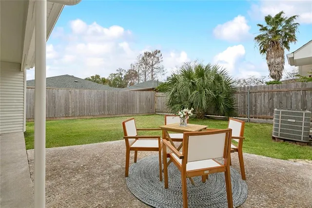 $565,000 | 5120 Belle Drive, Metairie, LA 70006