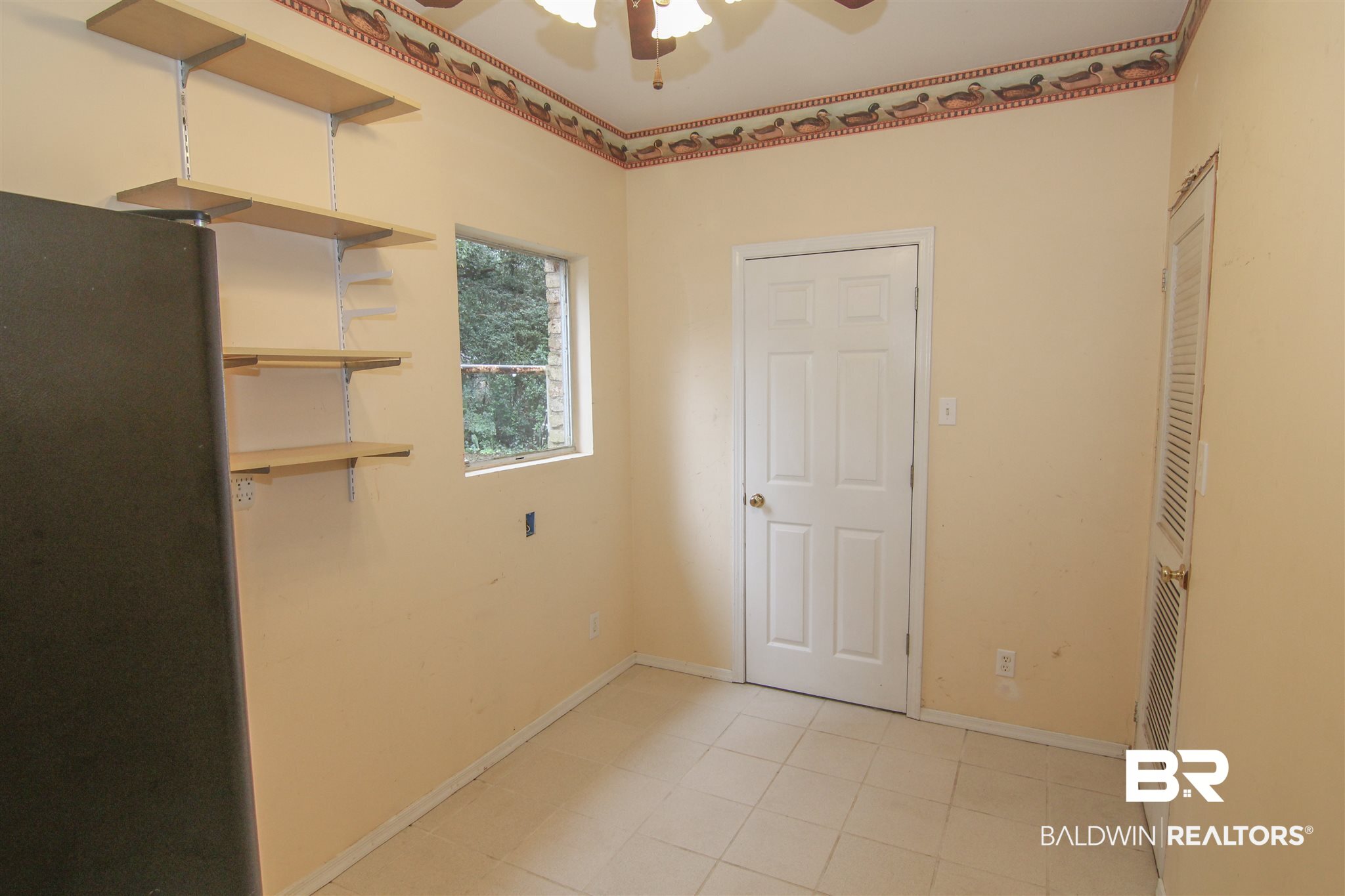315 Gaines Avenue Mobile, AL 36609 - Photo 26 of 30 Office