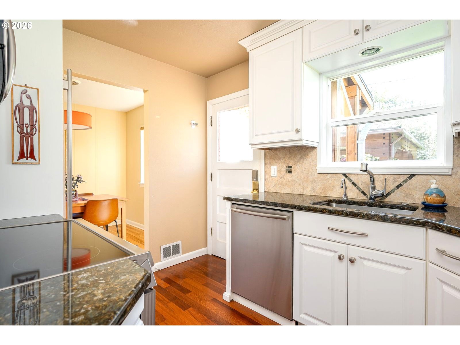 8922 Southeast Market Street Portland, OR 97216 - Photo 13 of 36