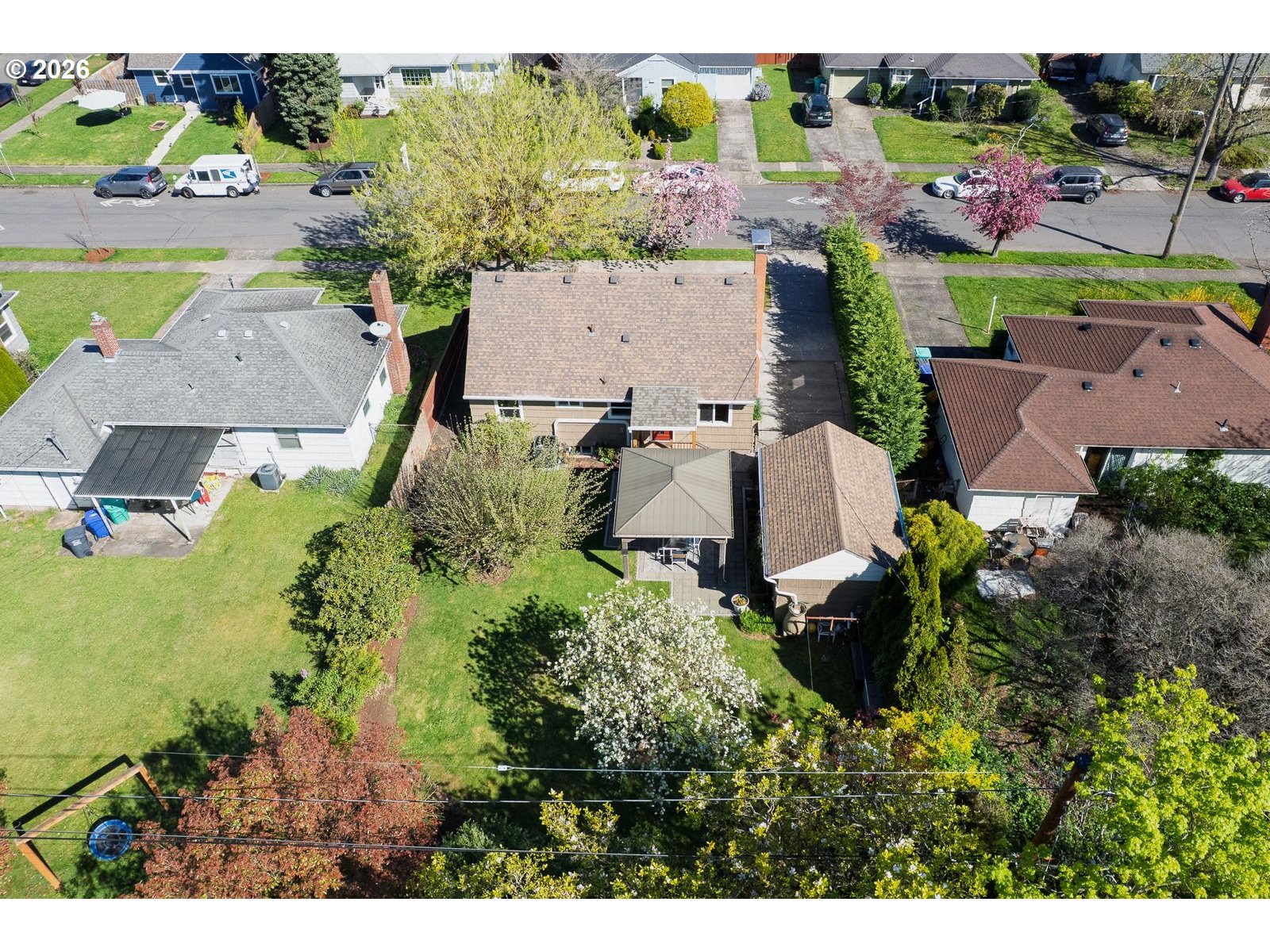 8922 Southeast Market Street Portland, OR 97216 - Photo 26 of 36