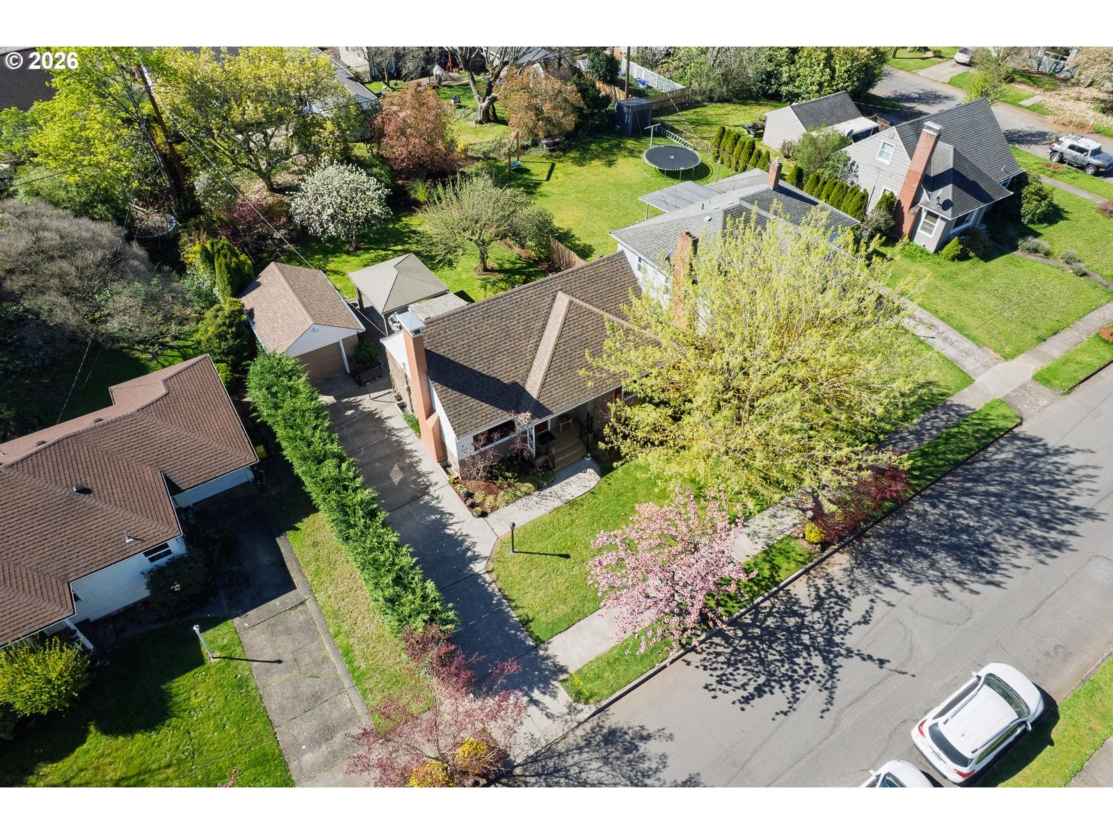 8922 Southeast Market Street Portland, OR 97216 - Photo 3 of 36