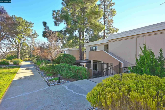 $469,000 | 1857 Golden Rain Road, Unit 1, Walnut Creek, CA 94595