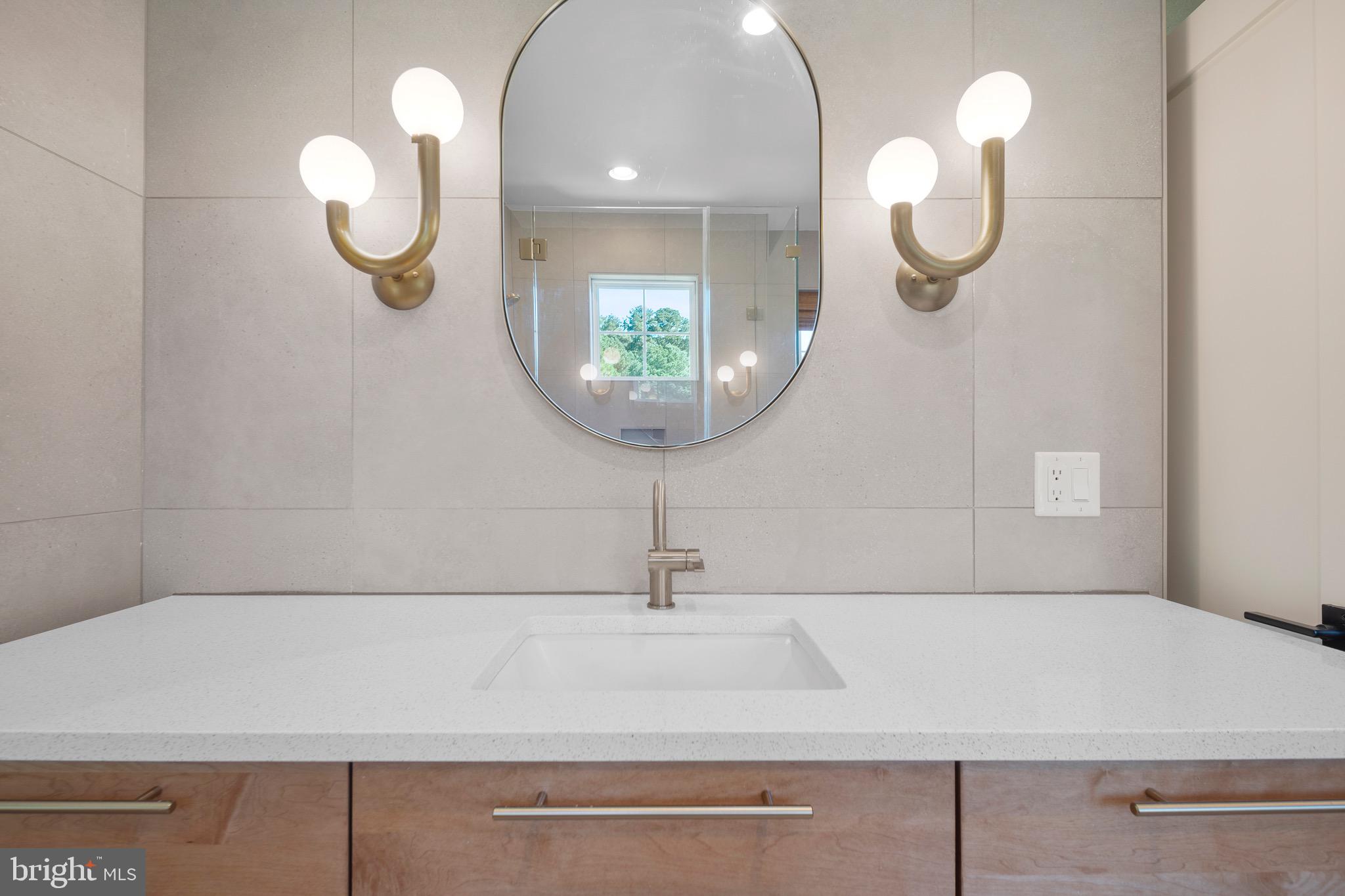 3311 Redden Ferry Road Eden, MD 21822 - Photo 36 of 75 a close view of light fixtures and wooden floor