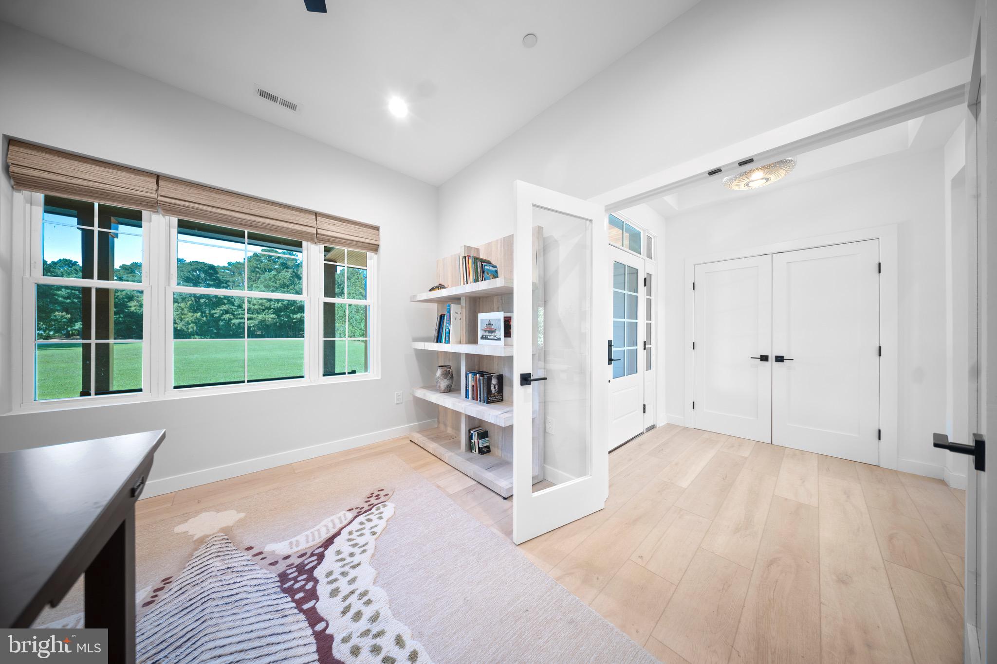 3311 Redden Ferry Road Eden, MD 21822 - Photo 48 of 75 a living room with furniture and white walls