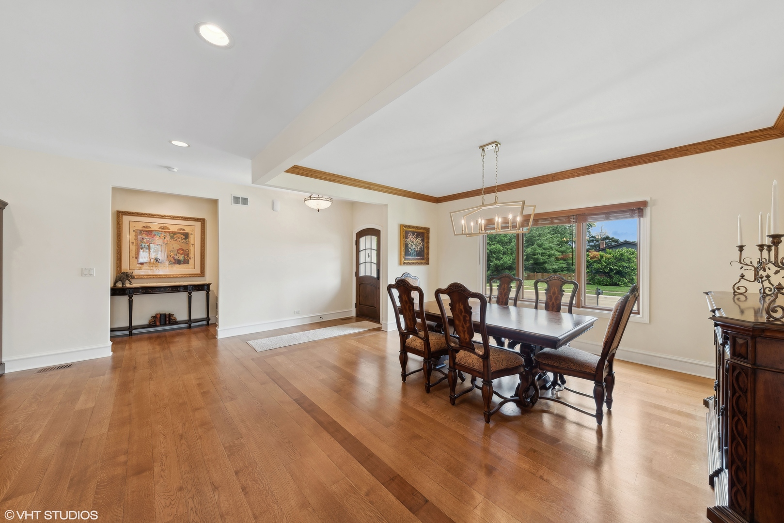 650 West End Road Roselle, IL 60172 - Photo 6 of 45 Gallery Image 6