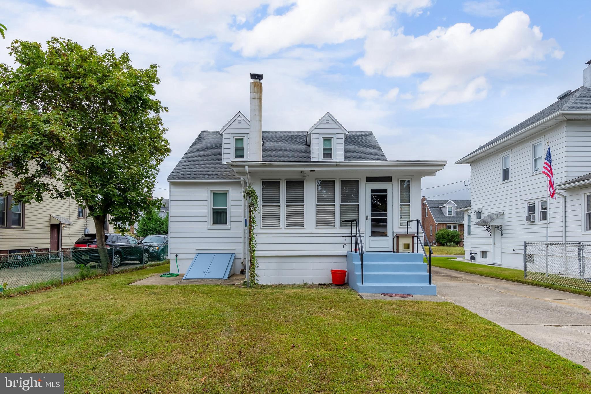 450 Democrat Road Gibbstown, NJ 08027 - Photo 3 of 17