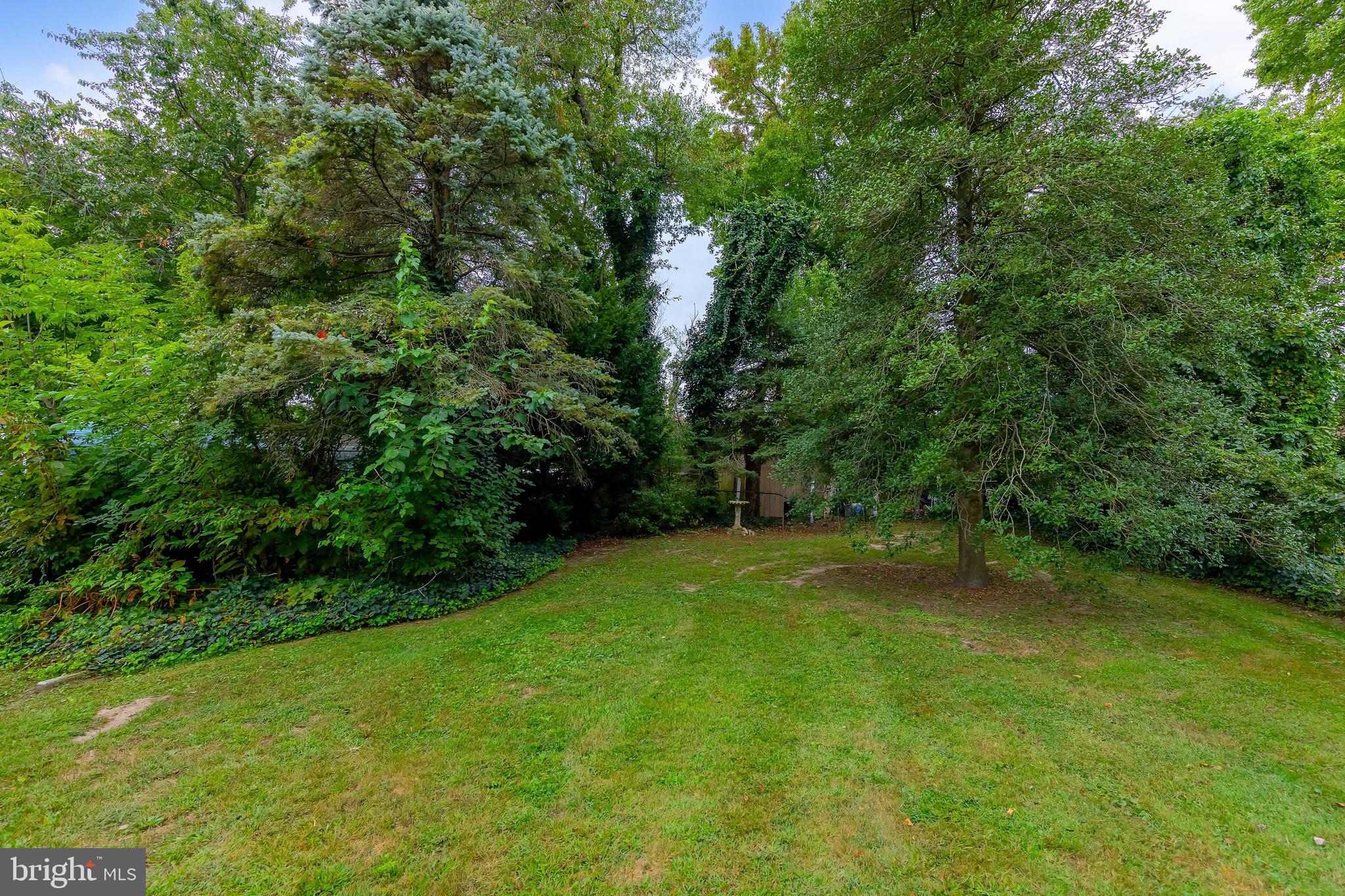 450 Democrat Road Gibbstown, NJ 08027 - Photo 5 of 17