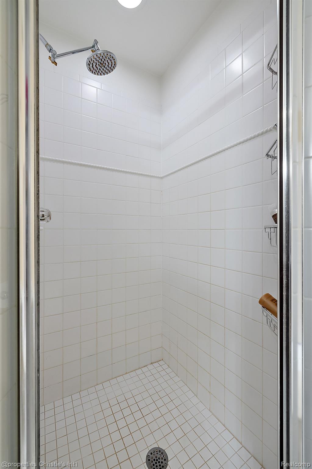 3654 McComb Drive Rochester, MI 48307 - Photo 40 of 49 Gallery Image 40