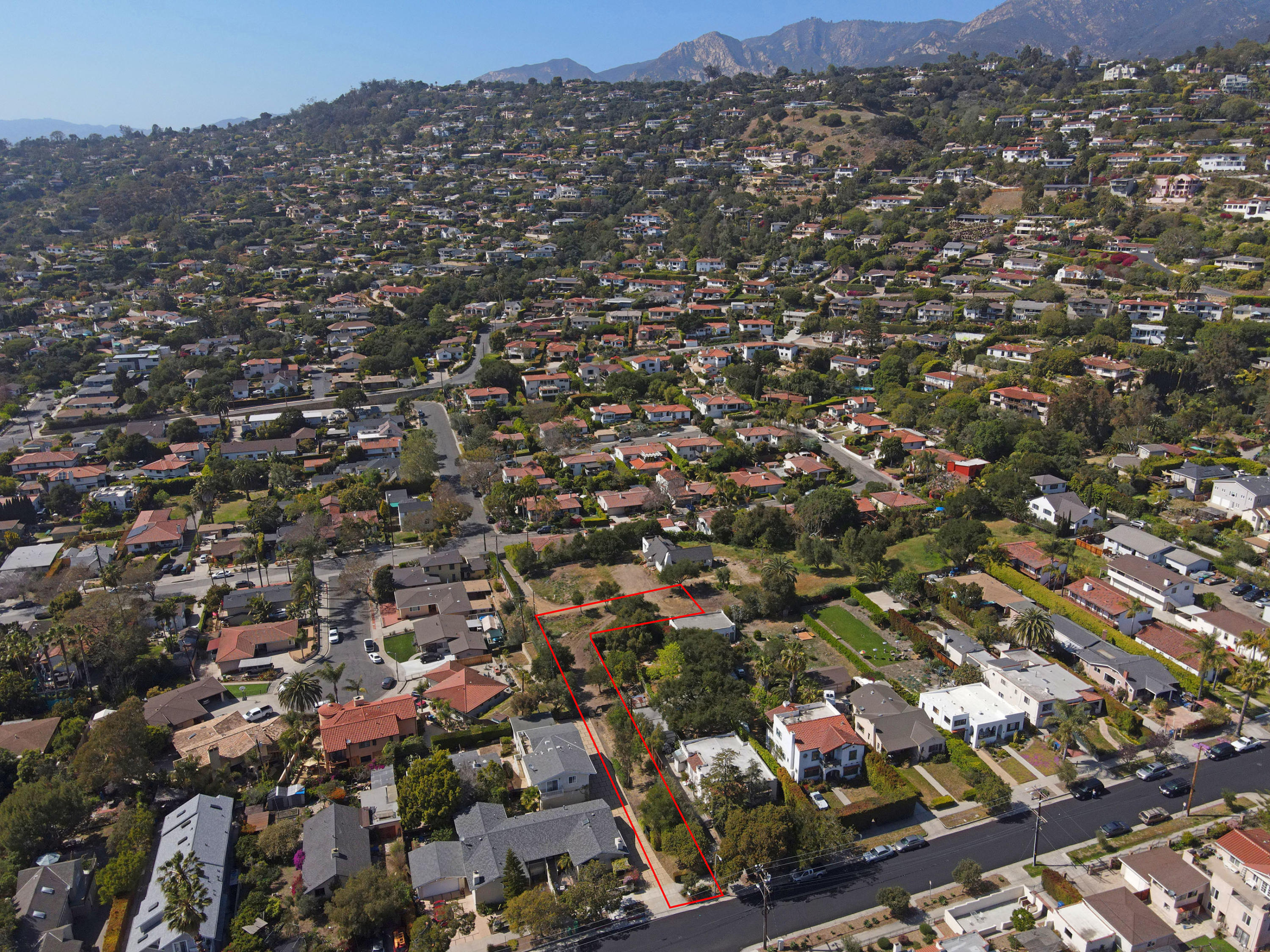 1202 Diana Road Santa Barbara, CA 93103 - Photo 14 of 23 2