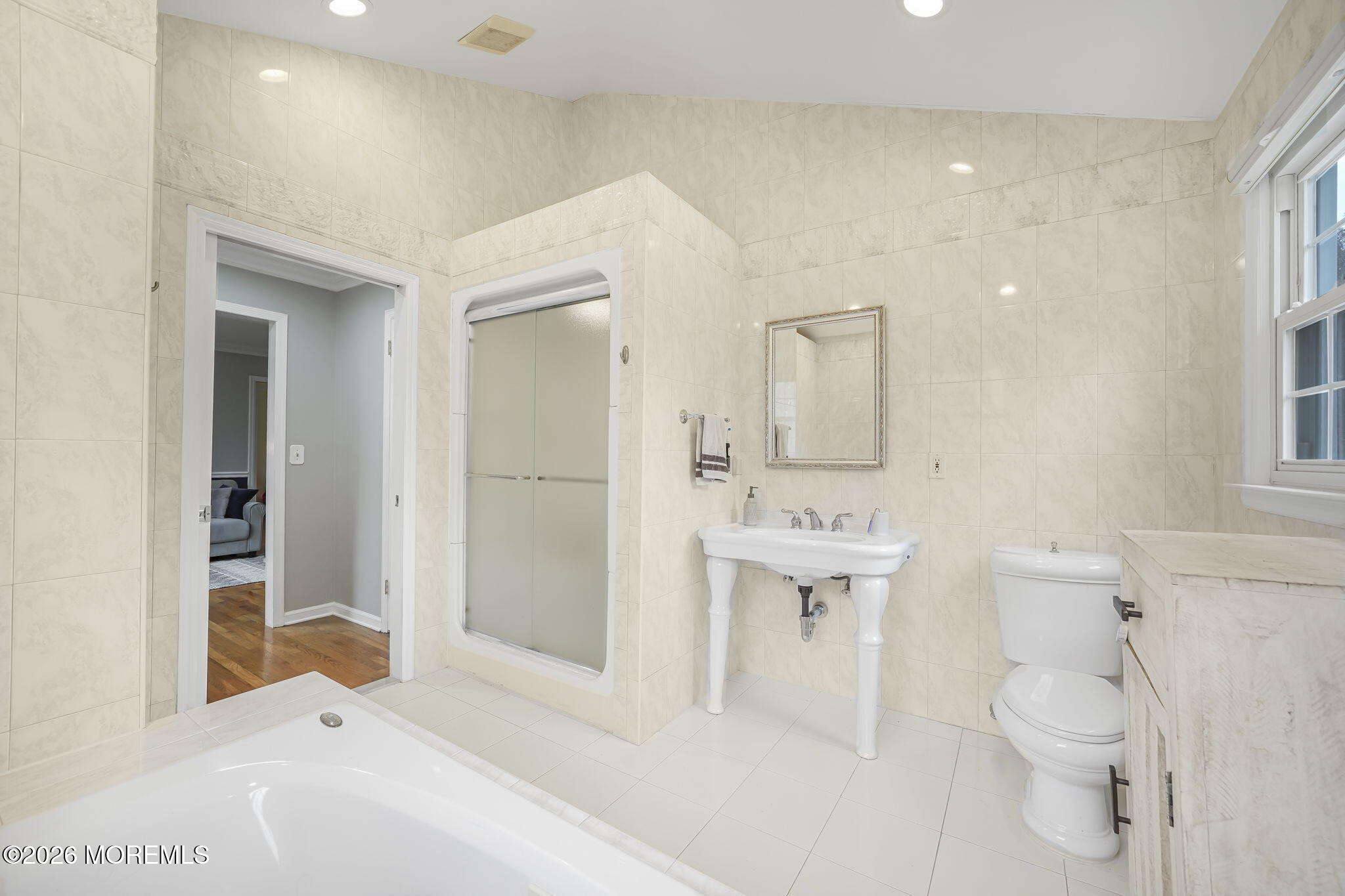 15 Huntley Road Holmdel, NJ 07733 - Photo 28 of 49 28-web-or-mls-Photo Mar 19 2026, 10 05 5