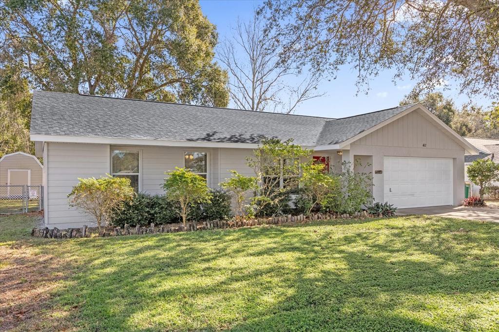 411 Cherry Tree Street Eustis, FL 32726 - Photo 2 of 27