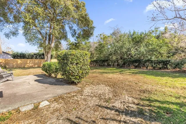 $305,000 | 411 Cherry Tree Street, Eustis, FL 32726