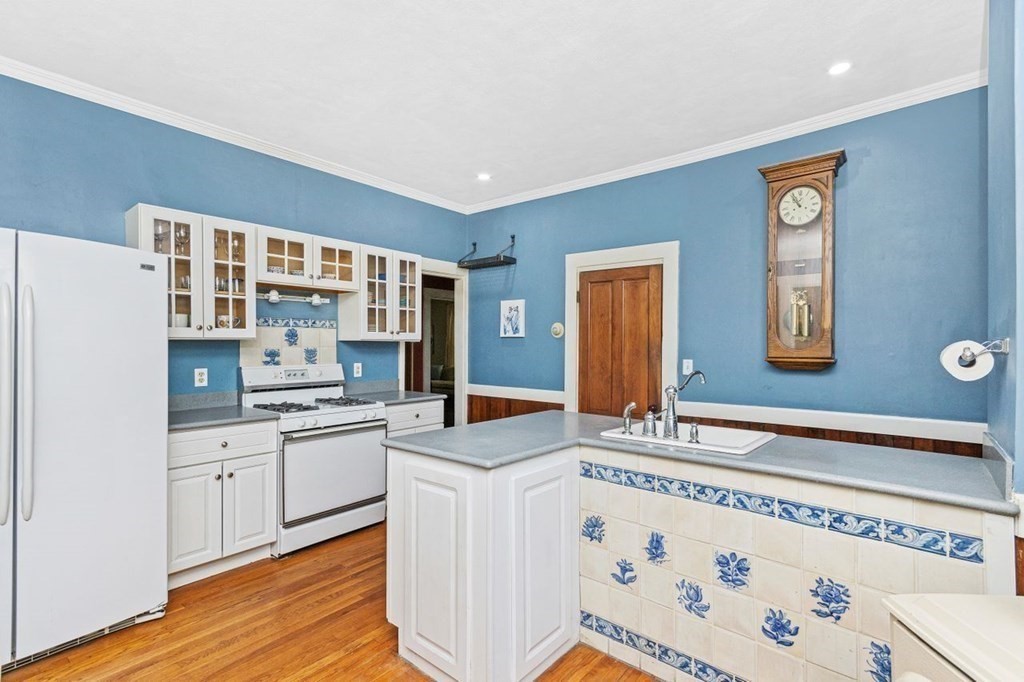 43 Upland Road Sharon, MA 02067 - Photo 12 of 32 Gallery Image 12